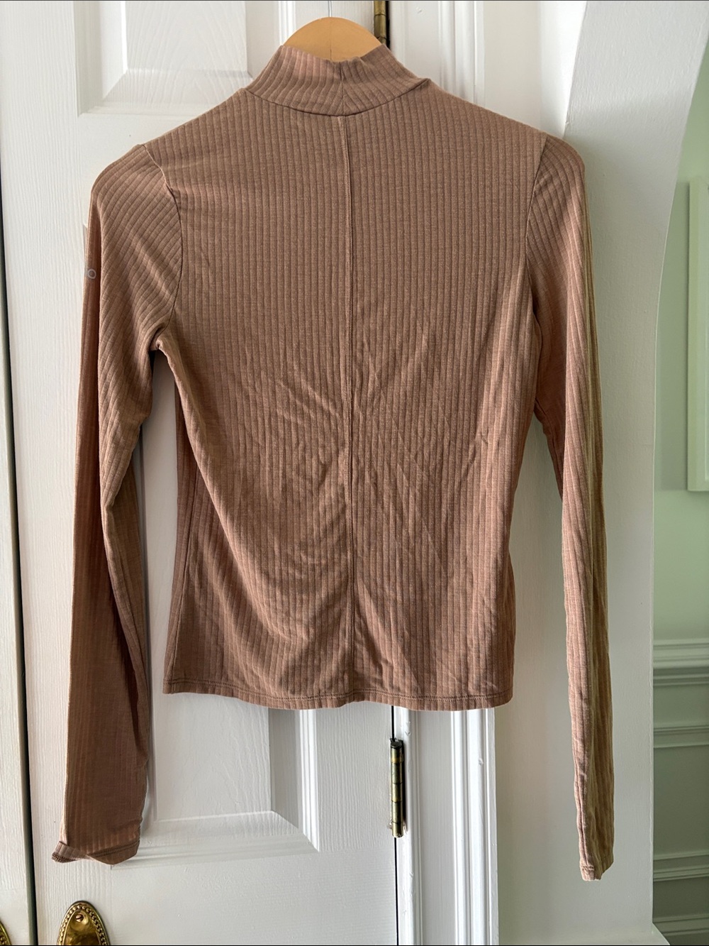 ALO Yoga Ribbed Seacoast Mock Neck Modal Long Sleeve Top in Tan XS/S - Picture 10 of 12